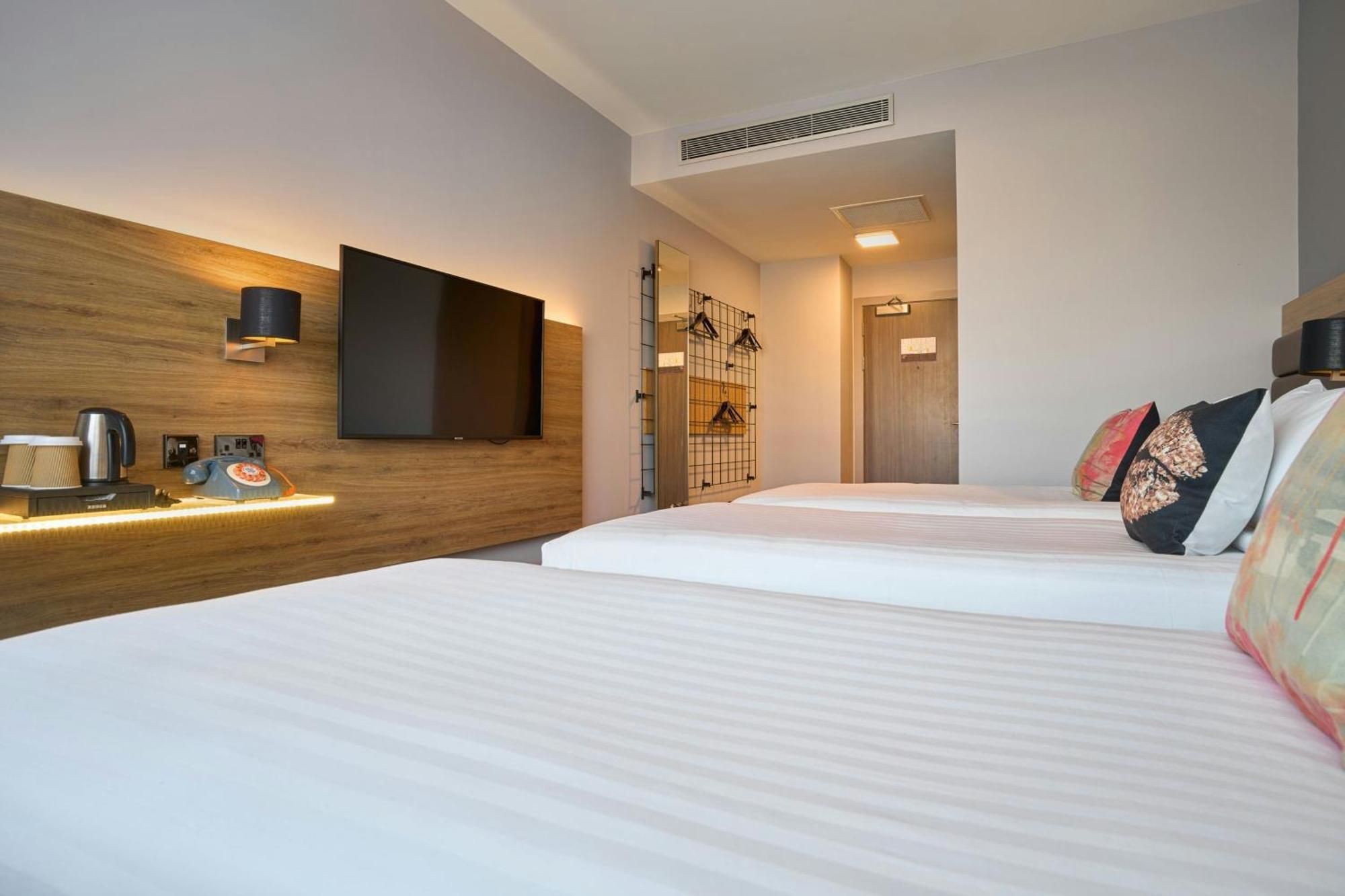 โมซี ดับลินซิตี้ Hotel ภายนอก รูปภาพ