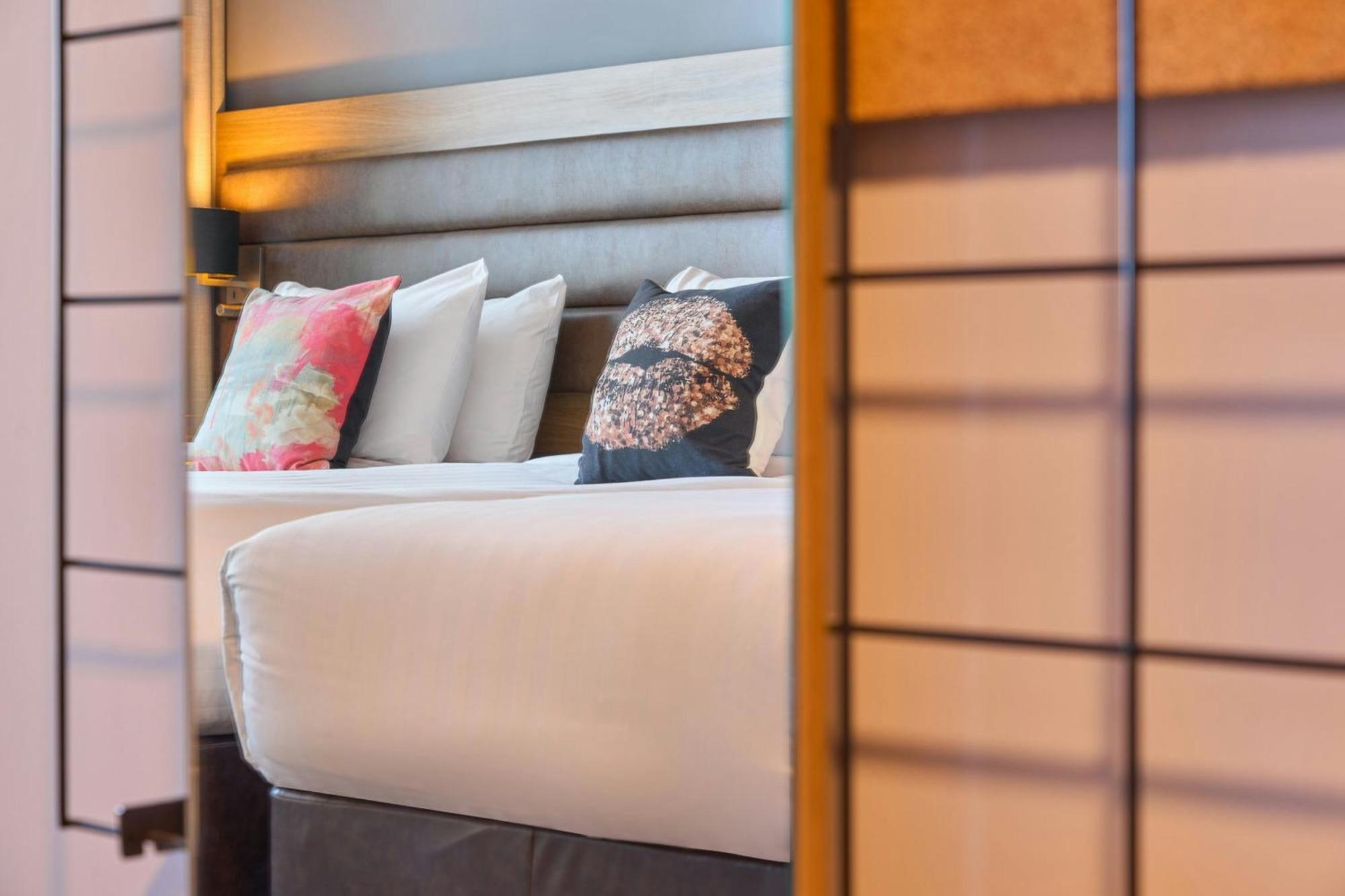 โมซี ดับลินซิตี้ Hotel ภายนอก รูปภาพ