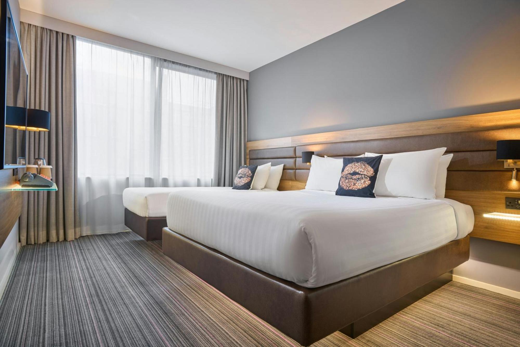 โมซี ดับลินซิตี้ Hotel ภายนอก รูปภาพ